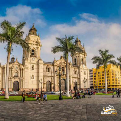 City tour in Lima