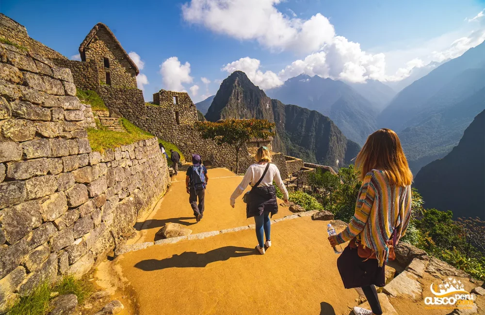 Início da trilha em Machu Picchu