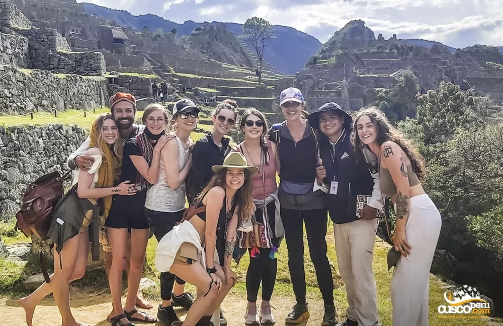 Tour of the Inca citadel of Machu Picchu