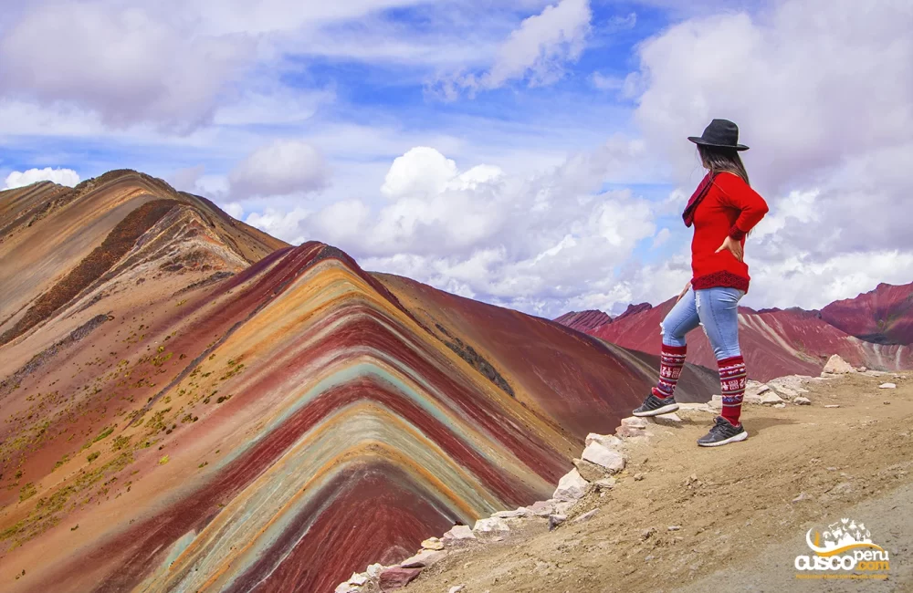 Mirante da montanha das 7 cores em Cusco