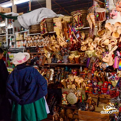 Artesanias en el mercado San Pedro