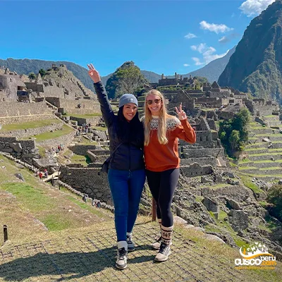 Machu Picchu con amigos