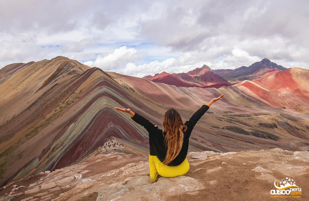 Girl in the 7 Colors Mountain