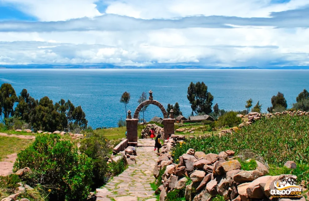 Taquile island tour in Puno