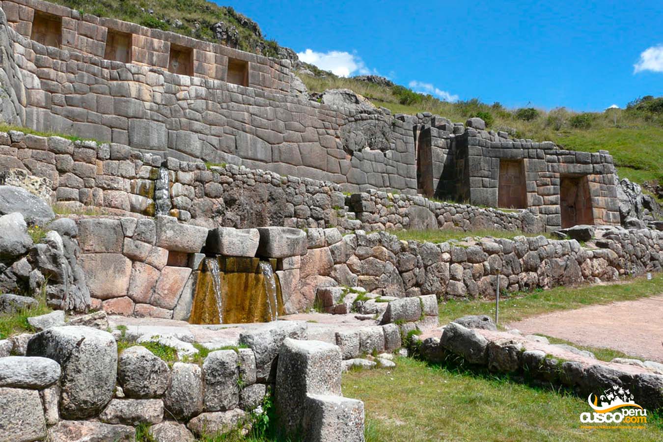 Banho do Inca em Tambomachay. Fonte: CuscoPeru.com