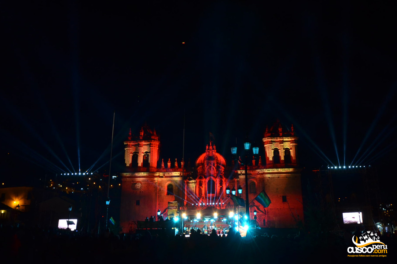 Festival de Luzes e Som em Cusco. Fonte: Cusco Peru.