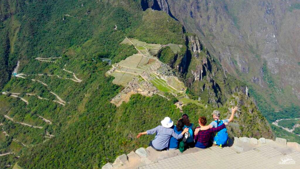 Vista desde a Montanha Huayna Picchu (Wayna Picchu) Fonte: CuscoPeru.com