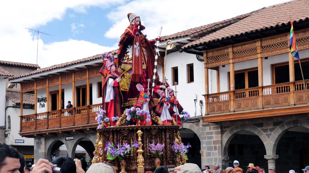 Procesión de San Blas en Corpus Christi. Fuente: CuscoPeru.com